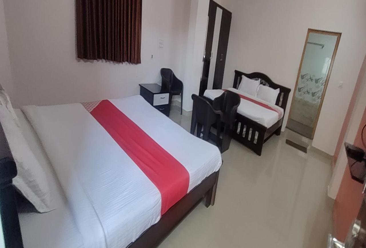 Anjaneya Comforts Shimoga Esterno foto